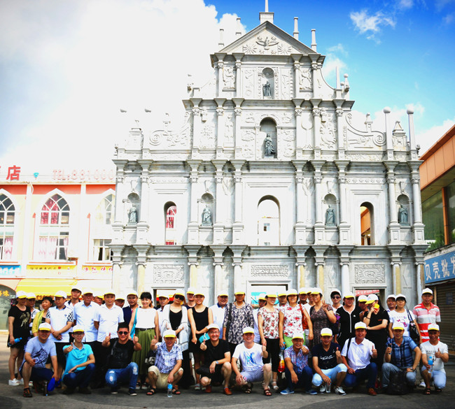 翔宇粉末冶金全體員工合照 翔宇粉末冶金全體員工合照