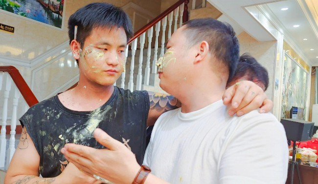 1698828258163986.jpg 清遠別墅內(nèi)的假日狂歡.jpg